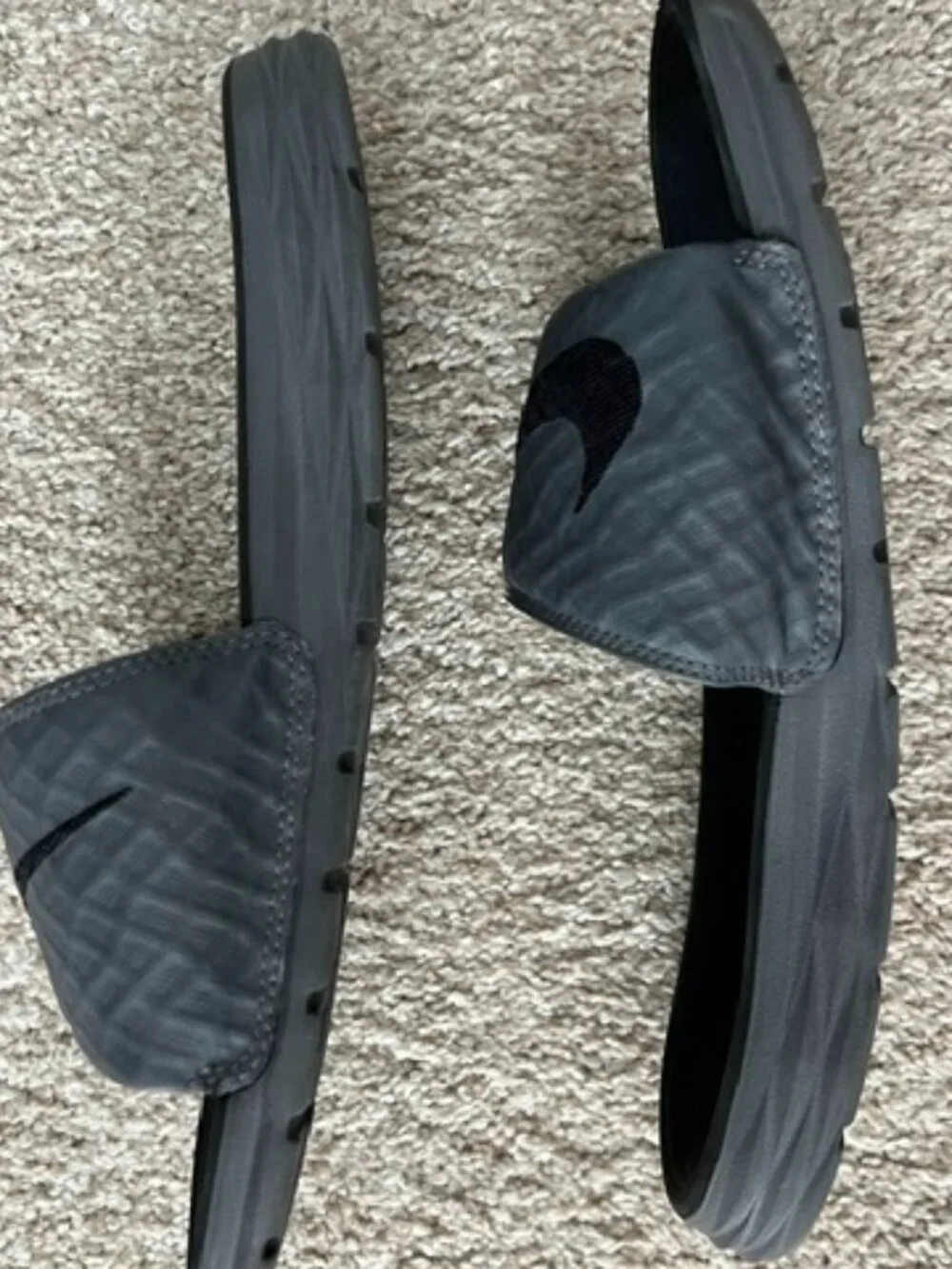 Nike Men's slides - size 9